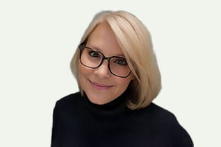 headshots_V01_snitker_sara